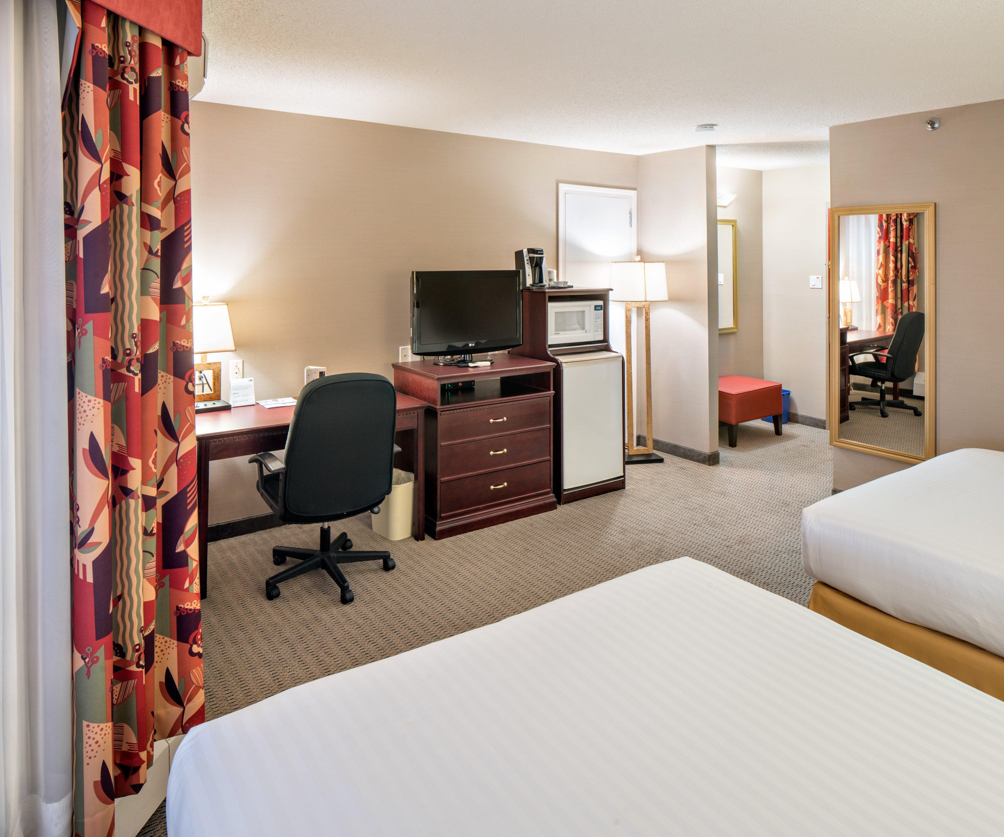 Holiday Inn Express Red Deer, An Ihg Hotel Extérieur photo